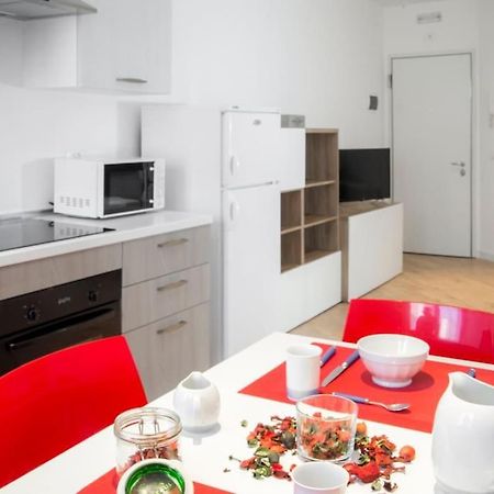B&B Gocciadoro 26 Nuovo, Climatizzato, Zona Ospedale, Posto Auto 트렌토 외부 사진