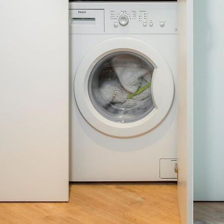 B&B Gocciadoro 26 Nuovo, Climatizzato, Zona Ospedale, Posto Auto 트렌토 외부 사진