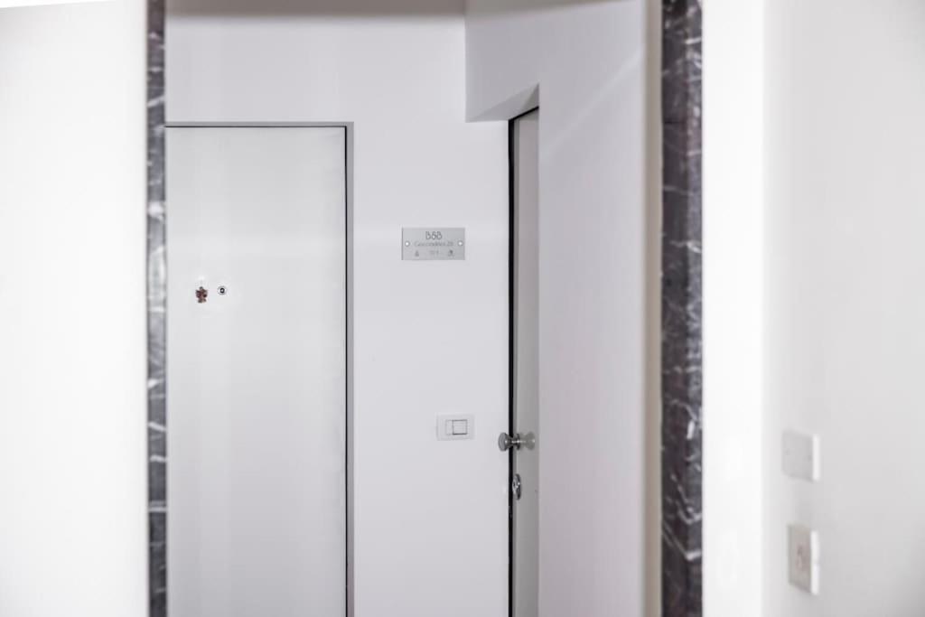 B&B Gocciadoro 26 Nuovo, Climatizzato, Zona Ospedale, Posto Auto 트렌토 외부 사진