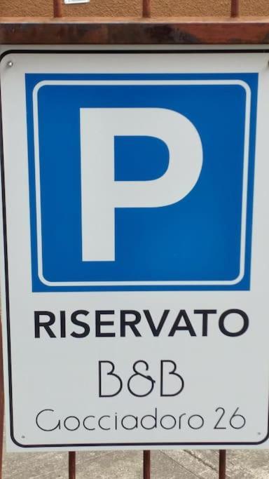 B&B Gocciadoro 26 Nuovo, Climatizzato, Zona Ospedale, Posto Auto 트렌토 외부 사진