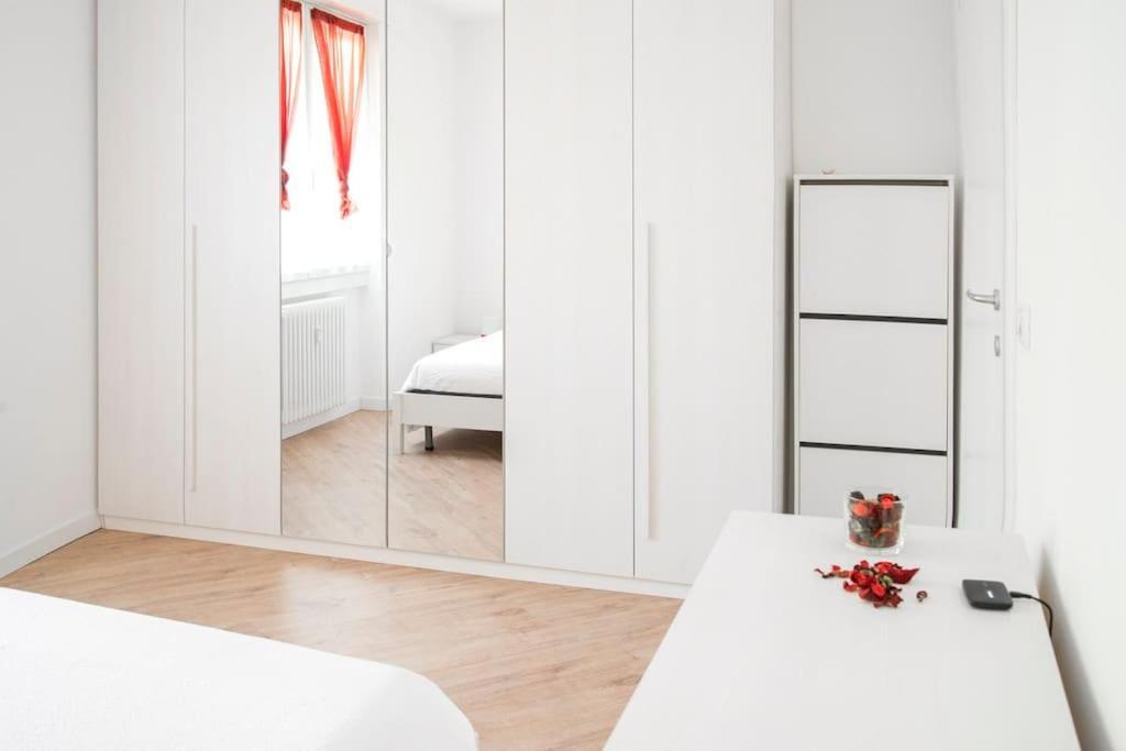 B&B Gocciadoro 26 Nuovo, Climatizzato, Zona Ospedale, Posto Auto 트렌토 외부 사진